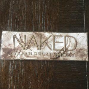 Urban decay NAKED SMOKY Eyeshadow Palette